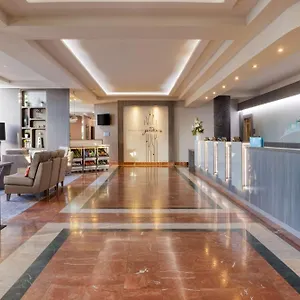 מלון Hilton Garden Centre