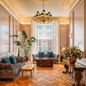 Albany House Hotell